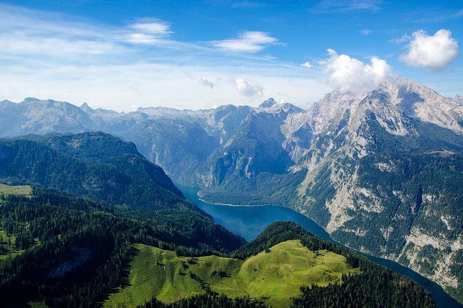 Alpine Majesty: Eagle's Nest, Salt Mine Salzburg & Berchtesgaden - Berchtesgaden lunch break: Bavarian village time without the pressure