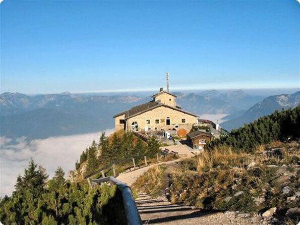 Eagle's Nest and Hallstatt Private Tour from Salzburg - Key highlights at a glance