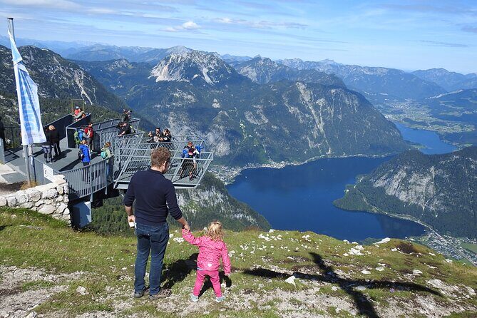 Full-Day Minivan Tour From Salzburg to Hallstatt with 5 Fingers,Lakes&Mountains - Sankt Gilgen and Sankt Wolfgang: quick stops with big viewpoint energy