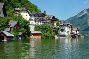 Hallstatt from Salzburg - 6-hour private Tour - Rosewood Schloss Fuschl and Lake Fuschlsee: The First Big View Moment