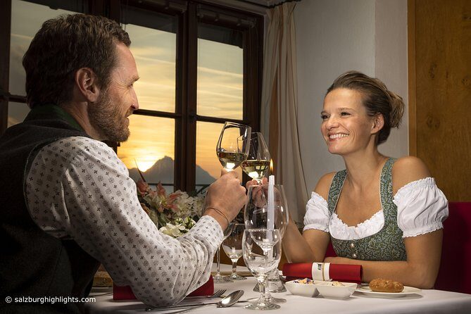 Mozart and Advent/Christmas Concert with Dinner at Fortress Hohensalzburg - Dinner Options: Classic vs VIP vs Golden VIP (and What You Actually Get)