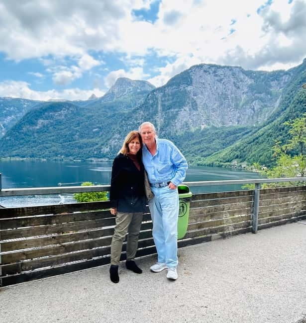 Private day trip from Salzburg to St. Gilgen & Hallstatt - St. Gilgen: a calmer lakeside stop with Austrian lunch
