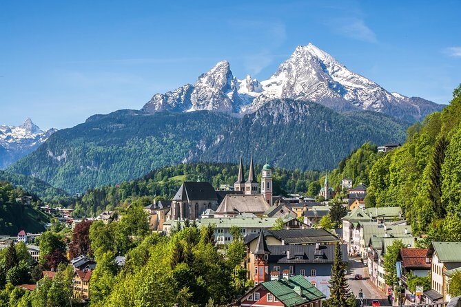 Private Eagle's Nest and King's Lake Tour from Salzburg - Salzburg pickup, then southbound history in motion