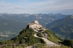 Private Eagle's Nest & The Hills are Alive - Door-to-door pickup and what your guide controls