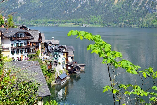 Private Tour: Salzburg Lake District and Hallstatt from Salzburg - St. Wolfgang viewpoint break: quick, scenic, and not just a drive-by
