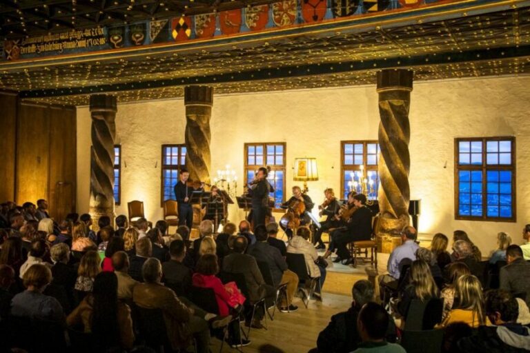 Salzburg: Best of Mozart Fortress Concert and Dinner - Dinner at the Panorama Restaurant: views, pacing, and menu choices