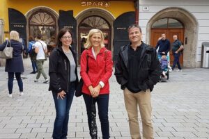 Salzburg Introduction Private Walking Tour - Mozart’s birthplace on Getreidegasse: seeing the exact address