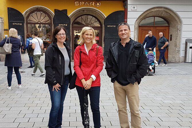 Salzburg Introduction Private Walking Tour - Mozart’s birthplace on Getreidegasse: seeing the exact address