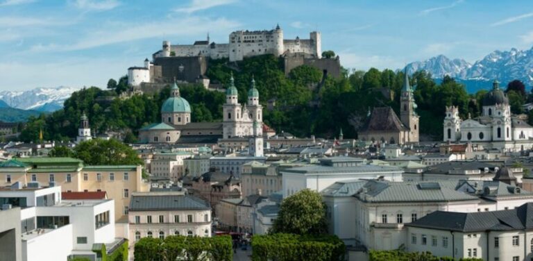 Salzburg Introduction Walking Tour - Mirabellgarten: Starting in the Right Place for Atmosphere