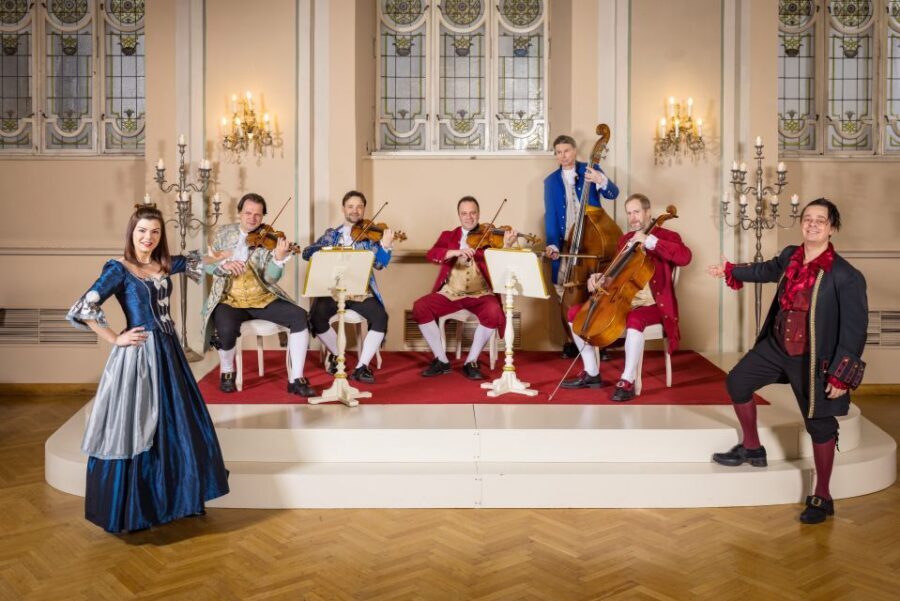 Salzburg: Mozart Concert with Dinner - Your 150-Minute Night: Dinner First, Music Right After