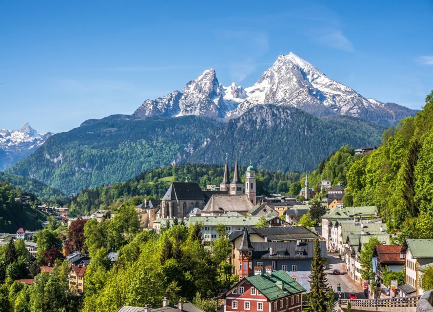 Salzburg: Private Eagle's Nest and the Sound of Music Tour - The Salzburg Lake District drive: Wies Valley, Fuschl, St. Gilgen